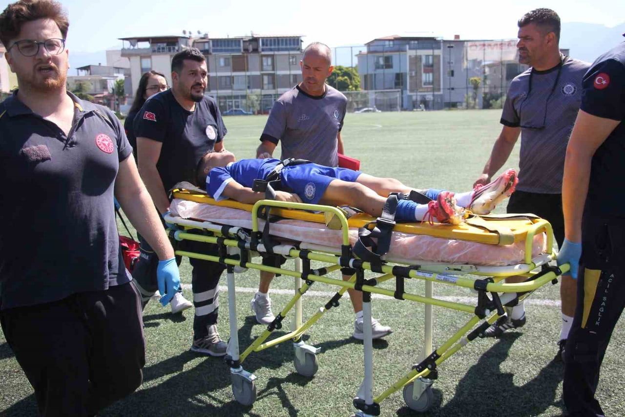 DENİZLİ'DE, DENİZLİ GENÇ ÜMİTLER İLE AYDIN YILDIZSPOR ARASINDA OYNANAN TFF U14 GELİŞİM LİGİ 2....