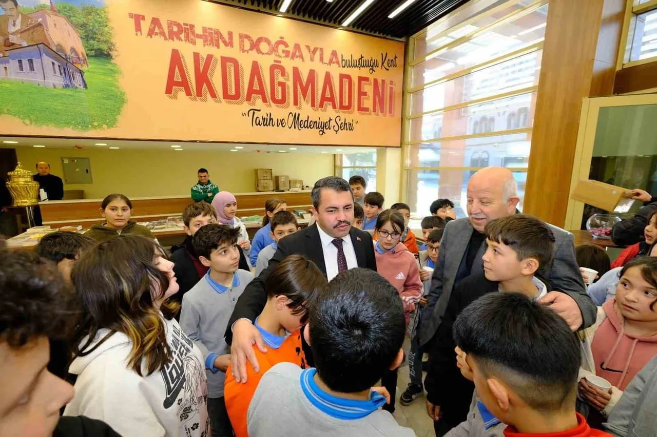 AKDAĞMADENİ’NDE BU YIL DÖRDÜNCÜSÜ DÜZENLENECEK KİTAP GÜNLERİ, 20-25 EKİM TARİHLERİ ARASINDA...
