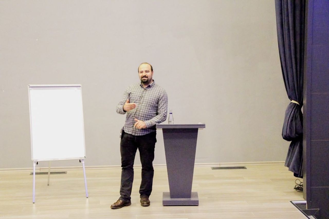 ÇOMÜ ÖĞRETİM GÖREVLİSİ OLKAN SENEMOĞLU