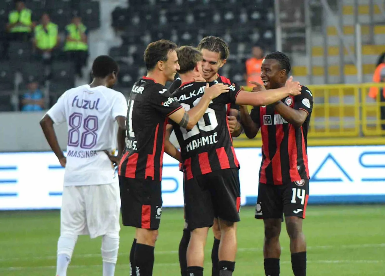 TRENDYOL SÜPER LİG'İN 4. HAFTASINDA ÇORUM FK, SAHASINDA KARŞILAŞTIĞI EYÜPSPOR'U 3-0 MAĞLUP...