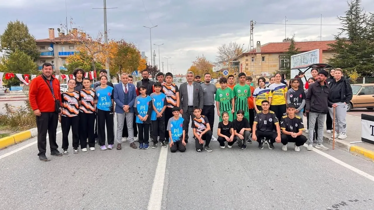 TOMARZA GENÇLİK VE SPOR İLÇE MÜDÜRLÜĞÜ İLE TOMARZA İLÇE MİLLİ EĞİTİM MÜDÜRLÜĞÜ İŞ BİRLİĞİNDE...