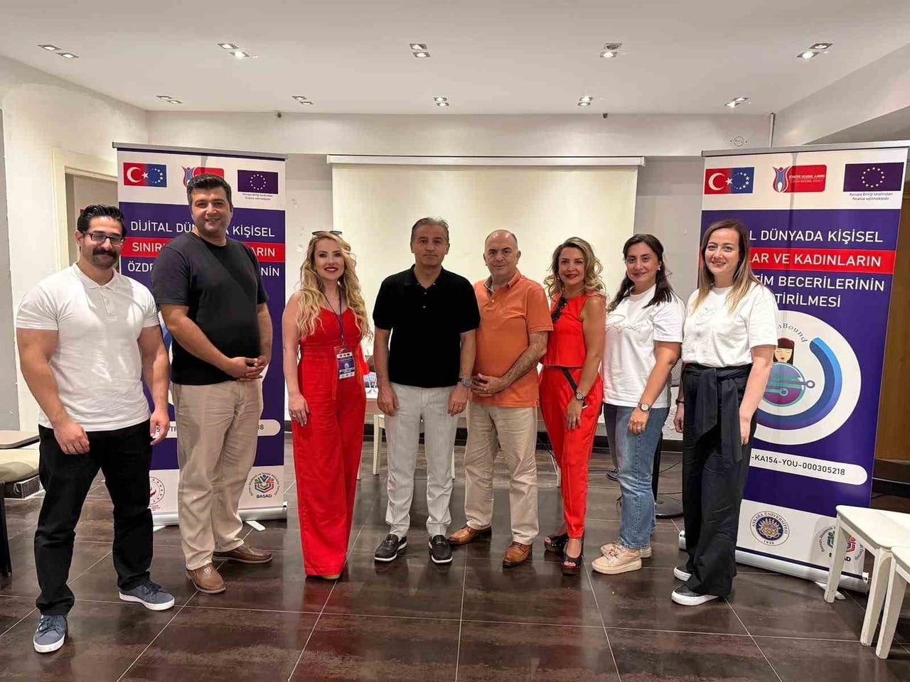 ESKİŞEHİR AİLE VE SOSYAL HİZMETLER İL MÜDÜRLÜĞÜ KOORDİNATÖRLÜĞÜNDE YÜRÜTÜLEN 'DİJİTAL DÜNYADA...