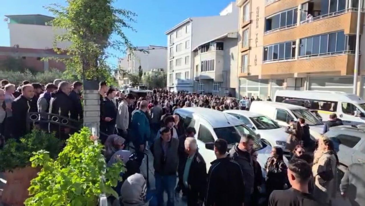 BURSA’NIN KARACABEY İLÇESİNDE SEVGİLİSİ MUSTAFA B. TARAFINDAN OTOMOBİLDE BOĞAZI KESİLEREK...