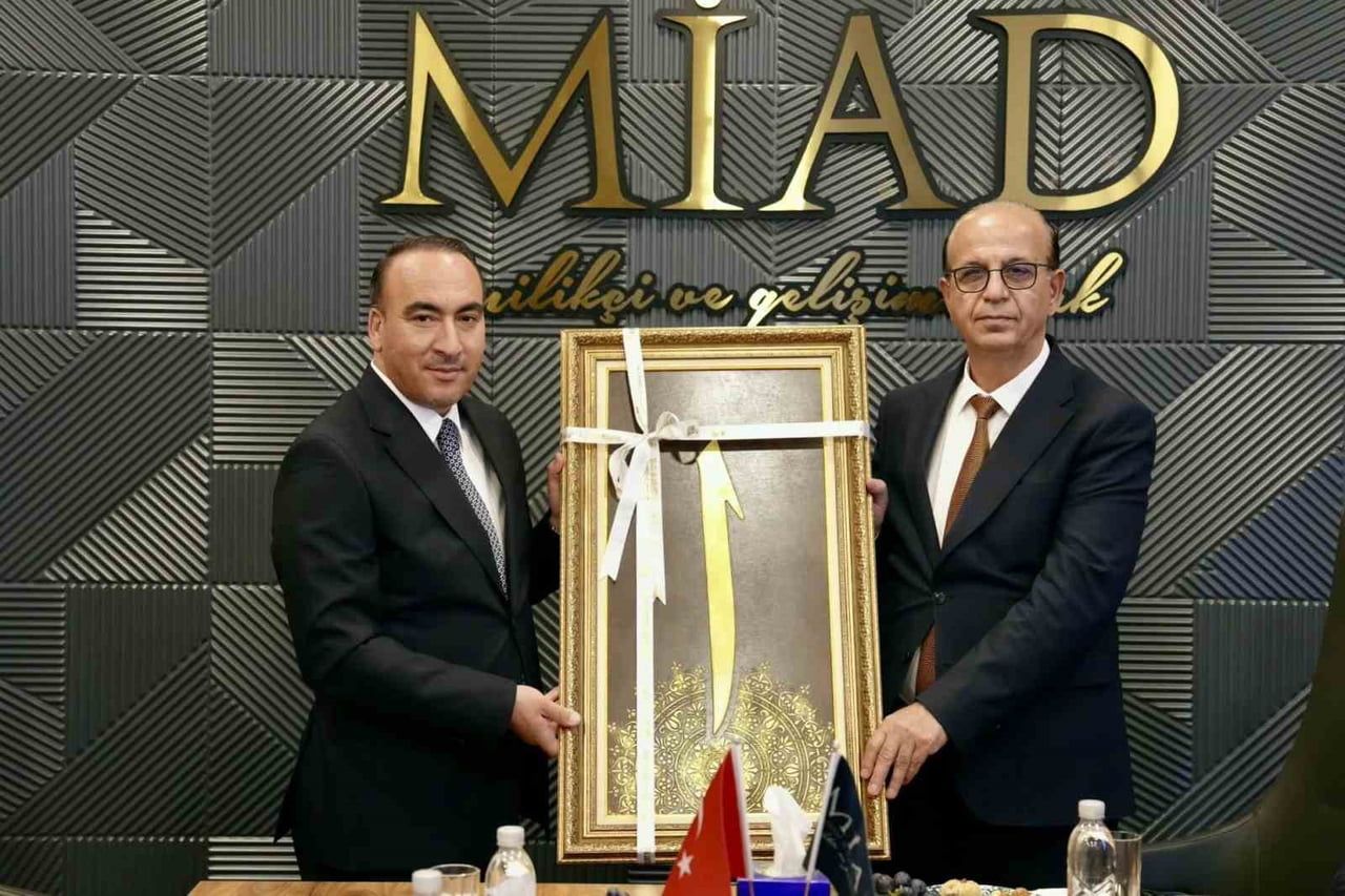 MALATYALI İŞ İNSANLARI DERNEĞİ (MİAD) MALATYA ŞUBE BAŞKANI RIDVAN BUDAK VE YEŞİLYURT BELEDİYE...