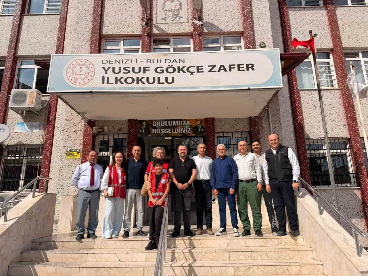 TÜRK KIZILAY BULDAN İLÇE BAŞKANLI, YENİ EĞİTİM-ÖĞRETİM YILI ÖNCESİNDE ÖĞRENCİLERİN OKUL HEYECANINA...