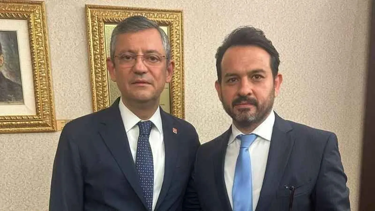 İZMİT CHP İLÇE BAŞKANI GÖKHAN ERCAN(SAĞDA)
