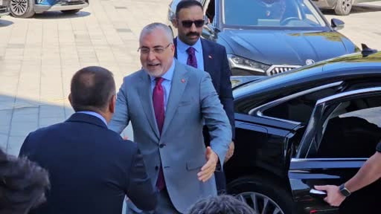 Bakan Işıkhan Zonguldak'ta temaslarda bulundu