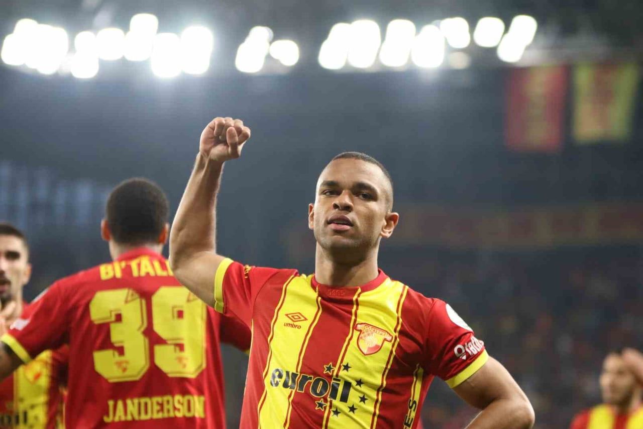 GÖZTEPE’NİN YILDIZI JUAN, CSKA MOSKOVA YOLUNDA (ARŞİV)