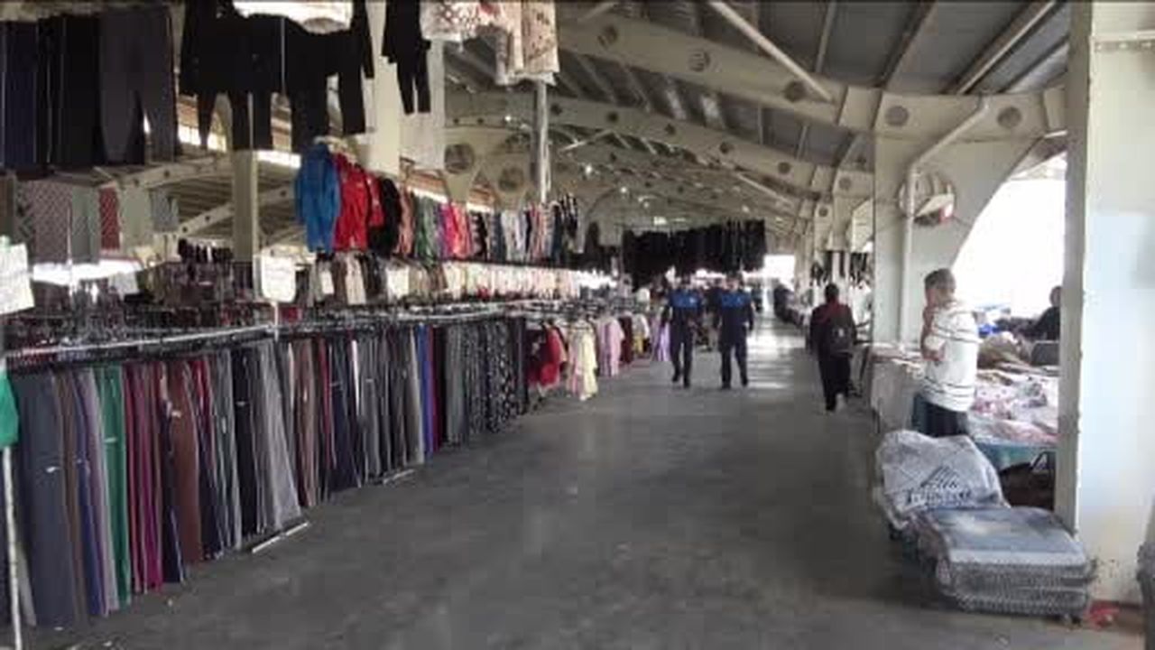 Zabıta ekipleri tarafından bulunan 55 bin TL değerindeki takılar sahibine teslim edildi