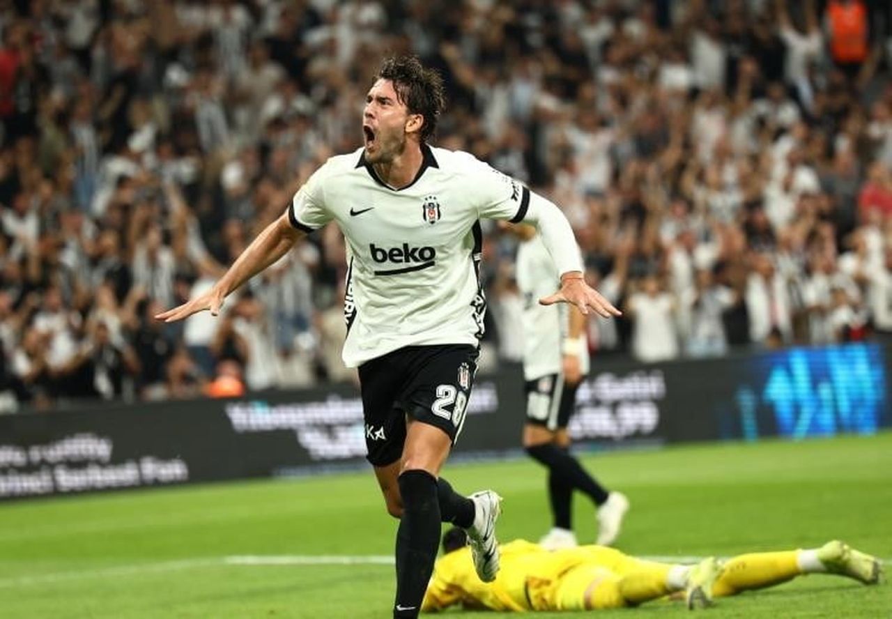 BEŞİKTAŞ'IN GOLCÜSÜ DUSAN VLAHOVİC.