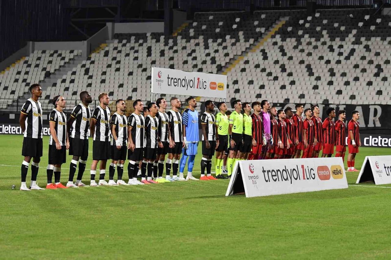 TRENDYOL 1. LİG’İN İKİNCİ HAFTASINDA EVİNDE VANSPOR FK’YI AĞIRLAYAN MANİSA FK, KARŞILAŞMADAN 4-1...