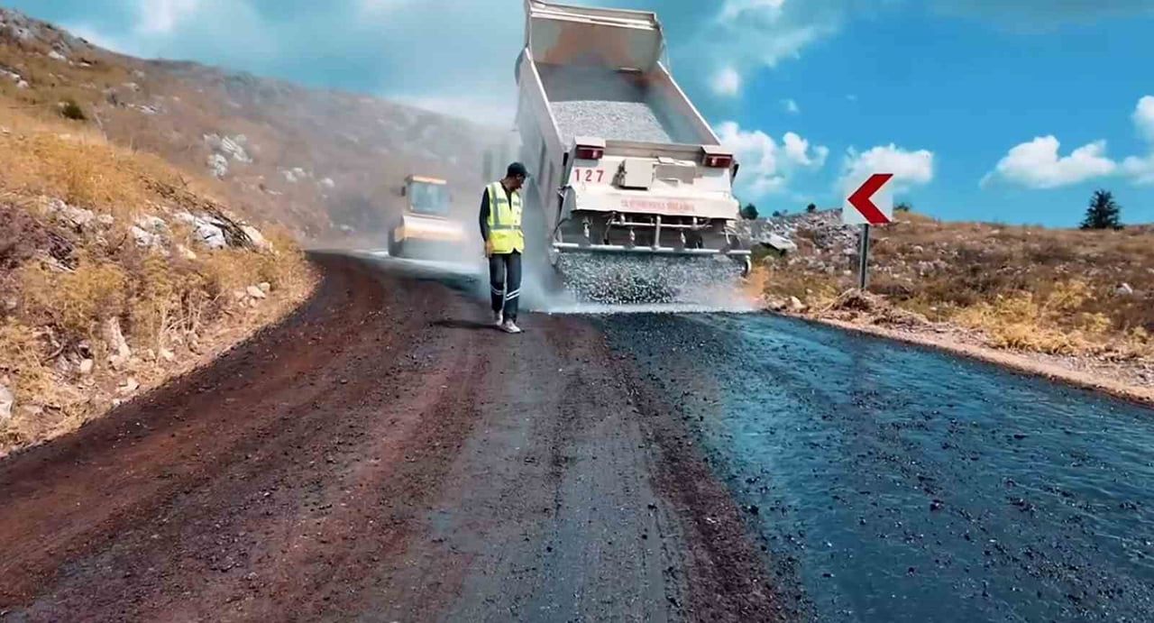 MENTEŞE BELEDİYESİ İLE MUĞLA BÜYÜKŞEHİR BELEDİYESİ İŞ BİRLİĞİNDE, KOZAĞAÇ-KAVAKLIDERE ARASINDAKİ...