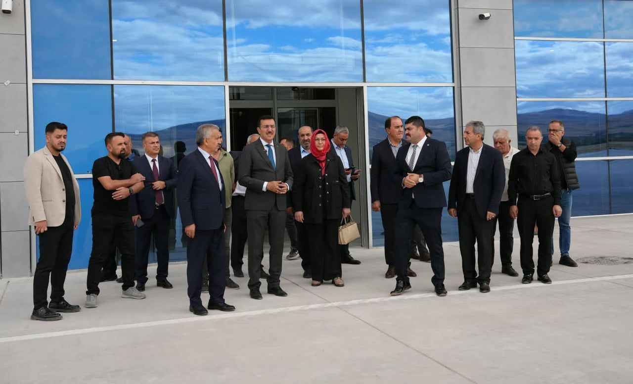 AK PARTİ MALATYA MİLLETVEKİLİ BÜLENT TÜFENKCİ HAVALİMANINDA İNCELEMELERDE BULUNDU