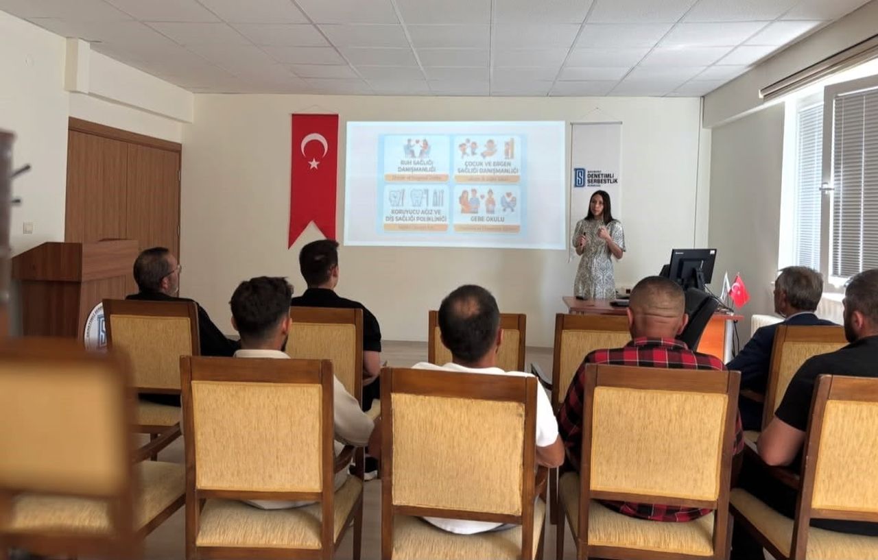 BAYBURT DSM'DE SİGARA VE MADDE BAĞIMLILIĞI SEMİNERİ DÜZENLENDİ