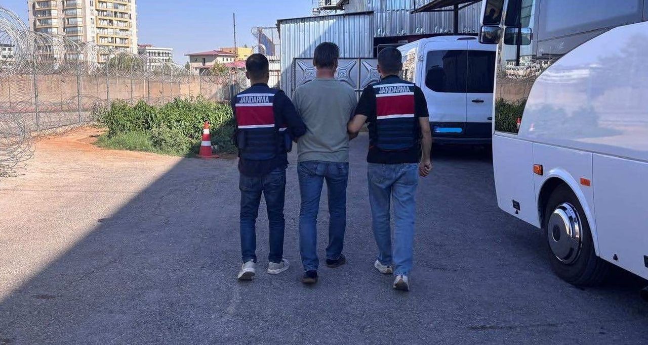 GAZİANTEP'TE SOSYAL MEDYA HESAPLARI ÜZERİNDEN MÜSTEHCEN İÇERİKLİ GÖRÜNTÜLER PAYLAŞAN ŞAHIS...