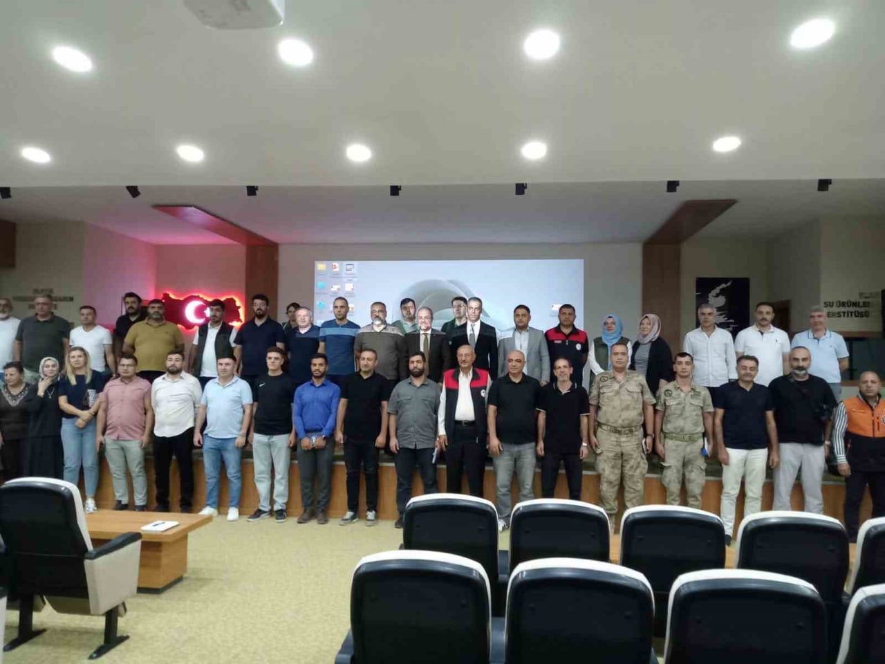 ELAZIĞ'DA KURAKÇIL PEYZAJ UYGULAMALARI REHBERİNİN UYGULAMA ESASLARI ELE ALINDI.