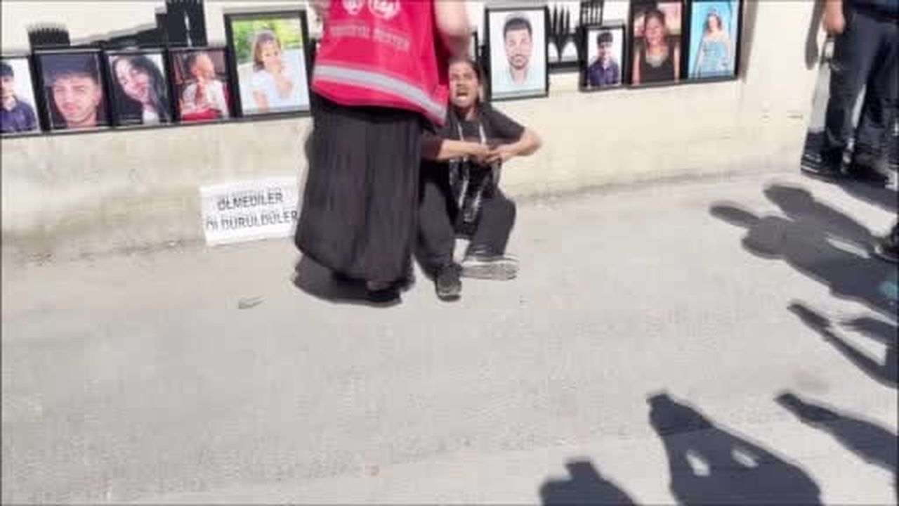 Kuzey Kıbrıs Türk Cumhuriyeti'nin (KKTC) Girne açıklarında 30 Ağustos'ta batan yolcu gemisinin...