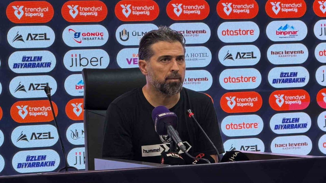 KONYASPOR TEKNİK DİREKTÖRÜ İLHAN PALUT