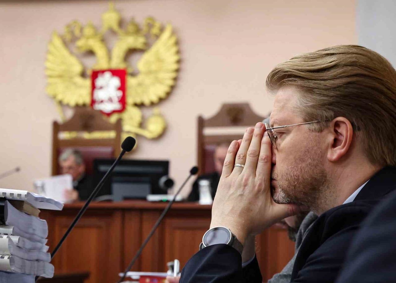 RUSYA’DA YÜKSEK MAHKEME, UKRAYNA’DAKİ SAVAŞA KARŞI TUTUMUYLA BİLİNEN MUHALİF YABLOKO PARTİSİ’NİN...