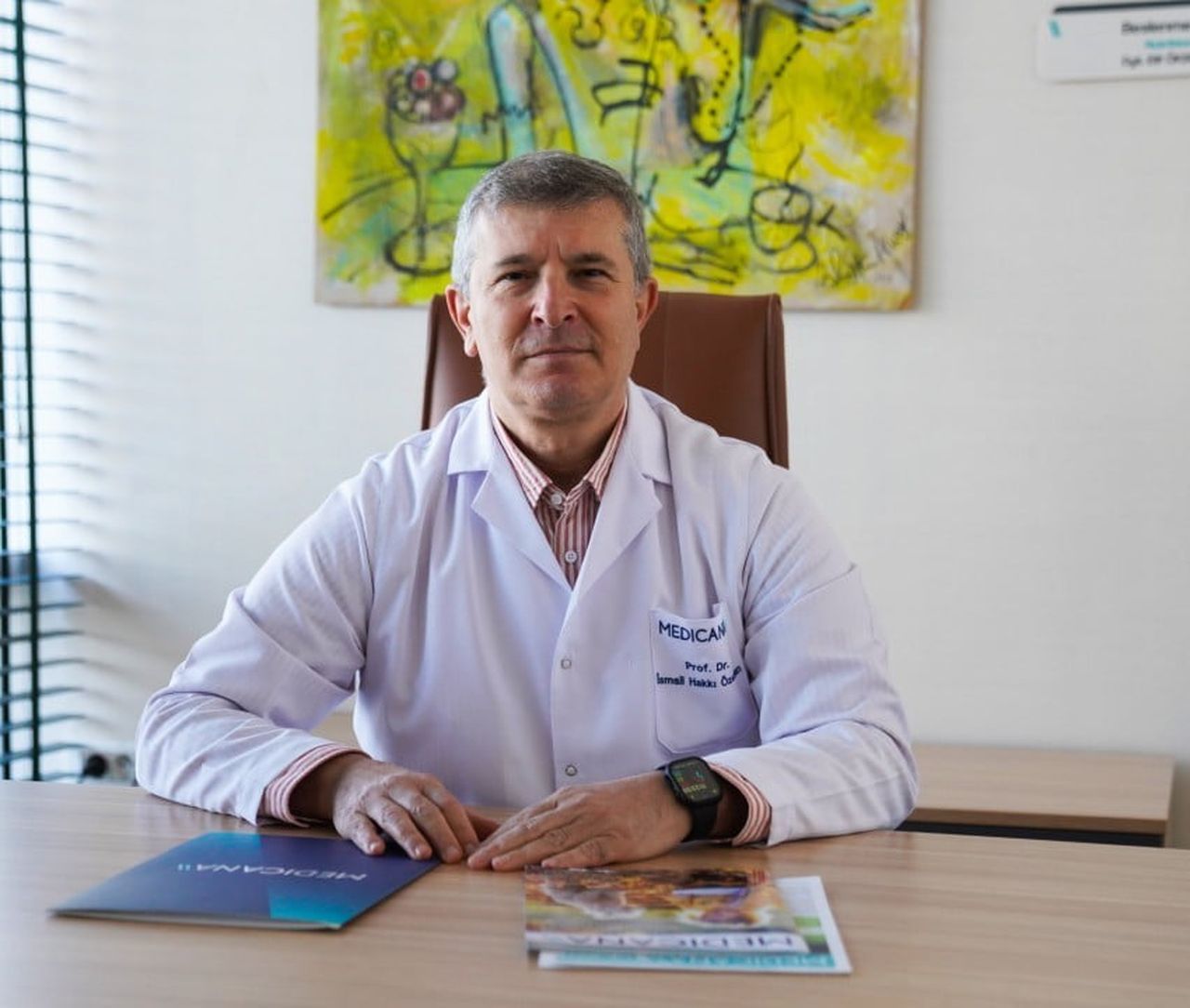 MEDİCANA SAĞLIK GRUBU GENEL CERRAHİ UZMANI PROF. DR. İSMAİL HAKKI ÖZERHAN, "MEME KANSERİNDE ERKEN...