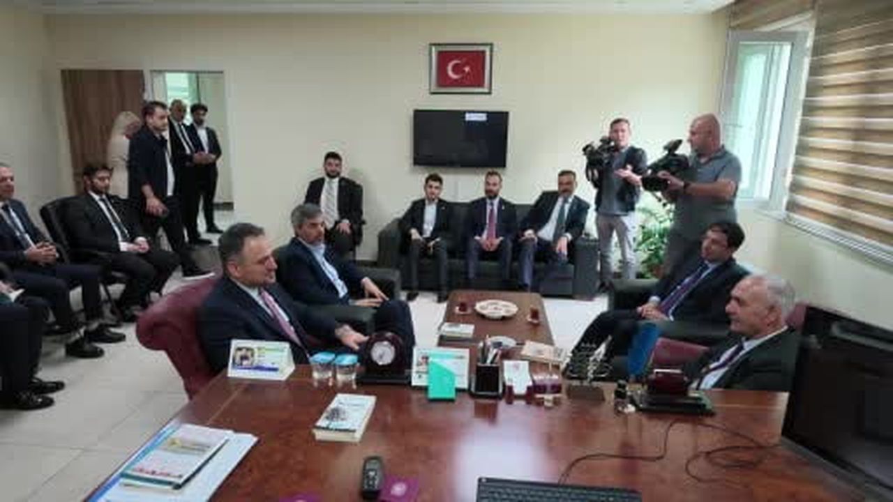 Türkiye Cumhuriyeti Gençlik ve Spor Bakan Yardımcısı Dr. Enes Eminoğlu, Kuzey Kıbrıs Türk...