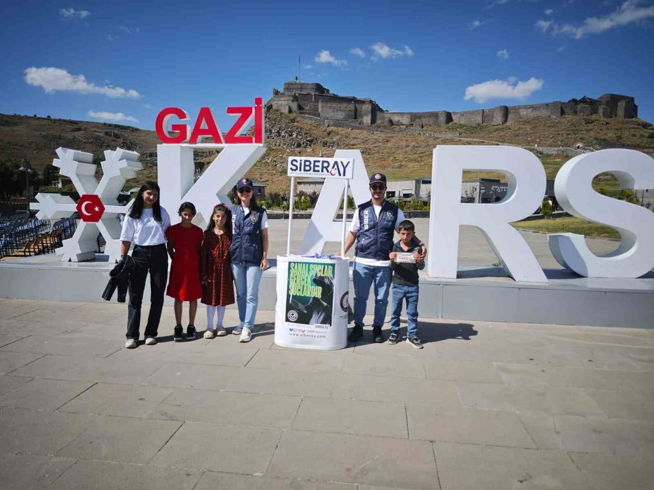 KARS’TA DOLANDIRICILARA KARŞI SANAL KALKAN: POLİS SAHAYA İNDİ(KARS-İHA)