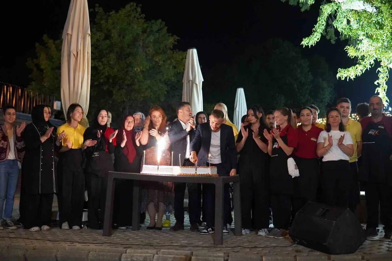 KARABÜK’ÜN KENT HAFIZASINDA ÖNEMLİ BİR YERE SAHİP HAVUZLU BAHÇE SOSYAL TESİSLERİ, KARABÜK...