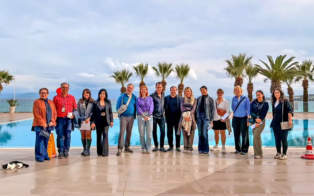 ÇEŞME'NİN TERMAL ZENGİNLİĞİ İSKANDİNAV GAZETECİLERE TANITILDI