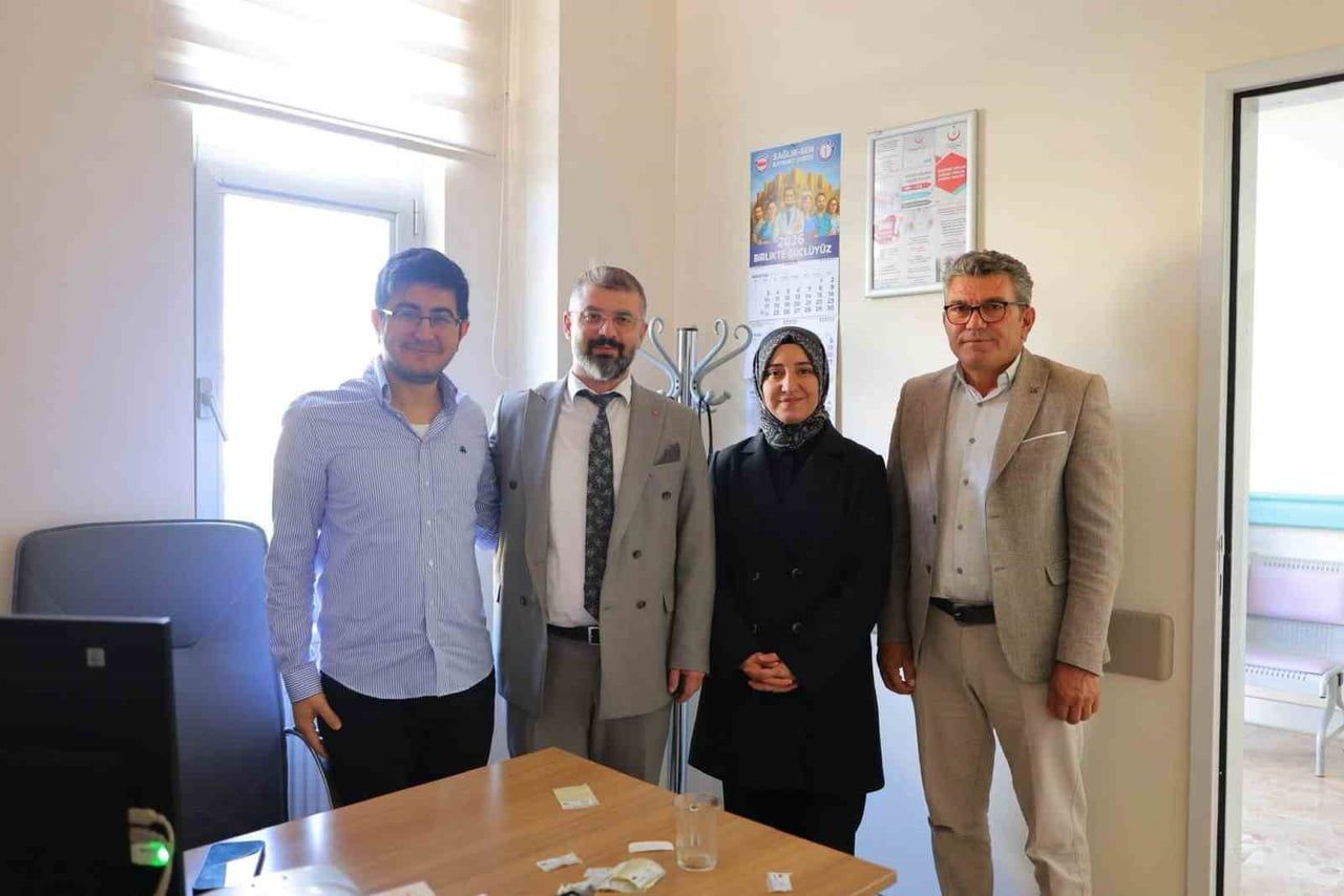 DEMİRÖZÜ'NDE İÇ HASTALIKLARI POLİKLİNİĞİ HİZMETE BAŞLADI