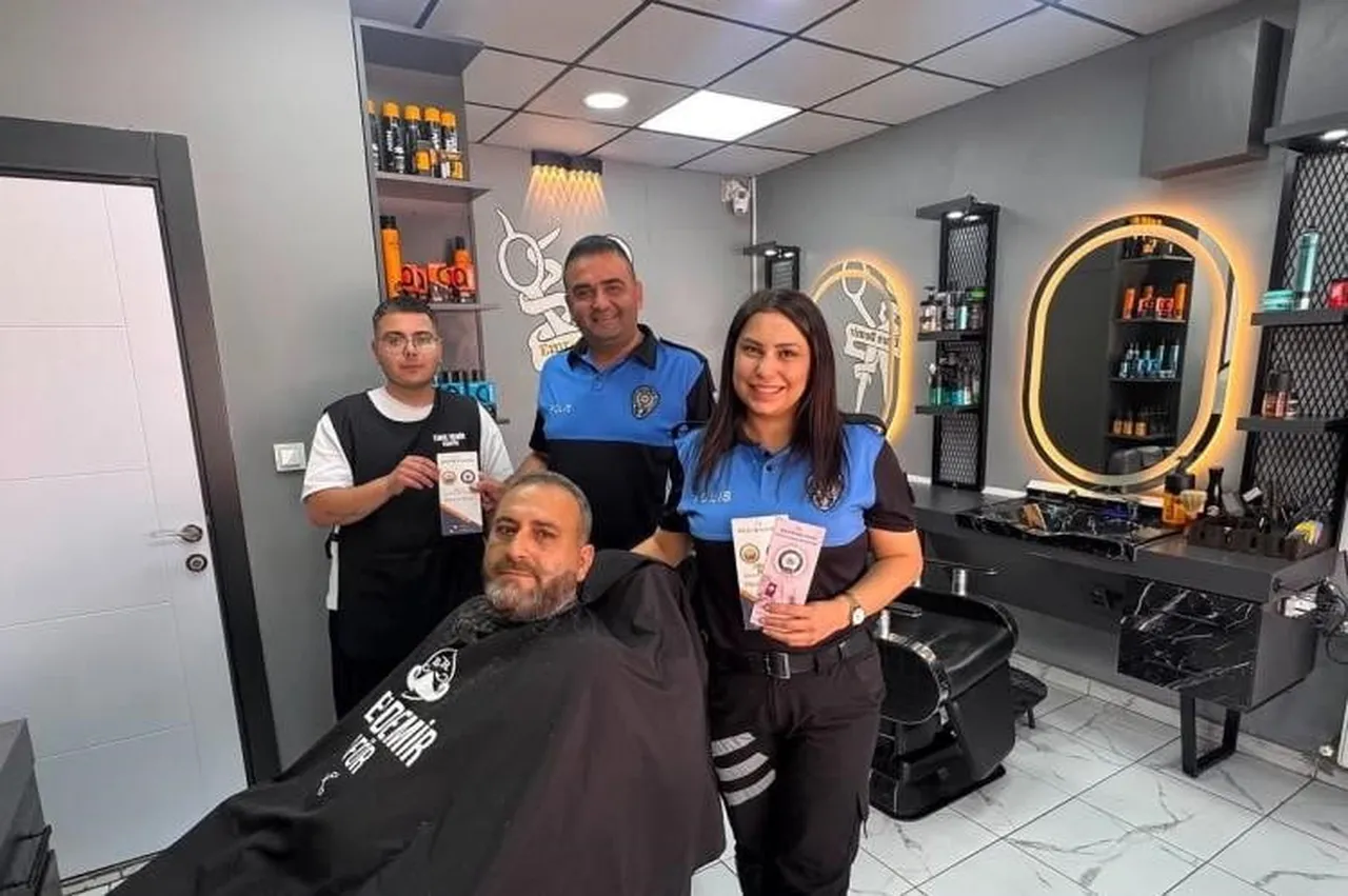 BİLECİK'İN BOZÜYÜK İLÇESİNDE BOZÜYÜK TOPLUM DESTEKLİ POLİSLİK BÜRO AMİRLİĞİ EKİPLERİNCE İLÇEDE...