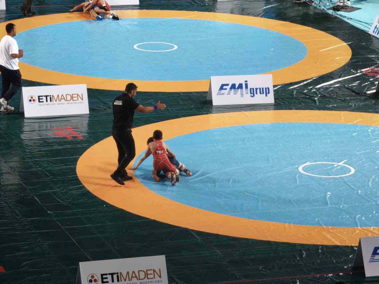 BU YIL İKİNCİSİ DÜZENLENEN TÜRKİYE MİNİKLER GÜREŞ ŞAMPİYONASI ANKARA SPOR SALONU'NDA DEVAM...