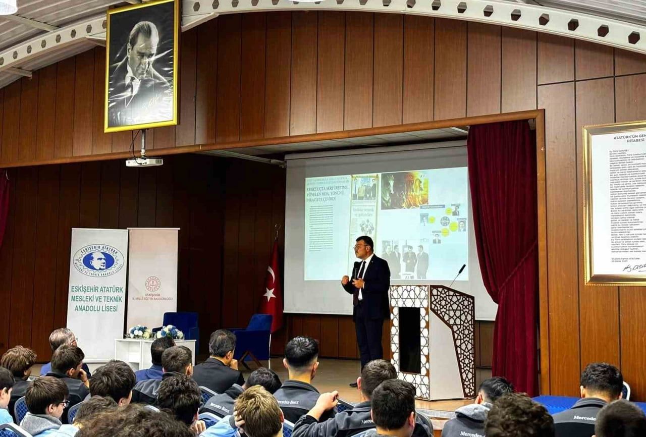 ESKİŞEHİR İL MİLLİ EĞİTİM MÜDÜRLÜĞÜ KAPSAMINDA BİR ZAMANLAR ÖĞRENCİSİ OLDUĞU ATATÜRK MESLEKİ VE...