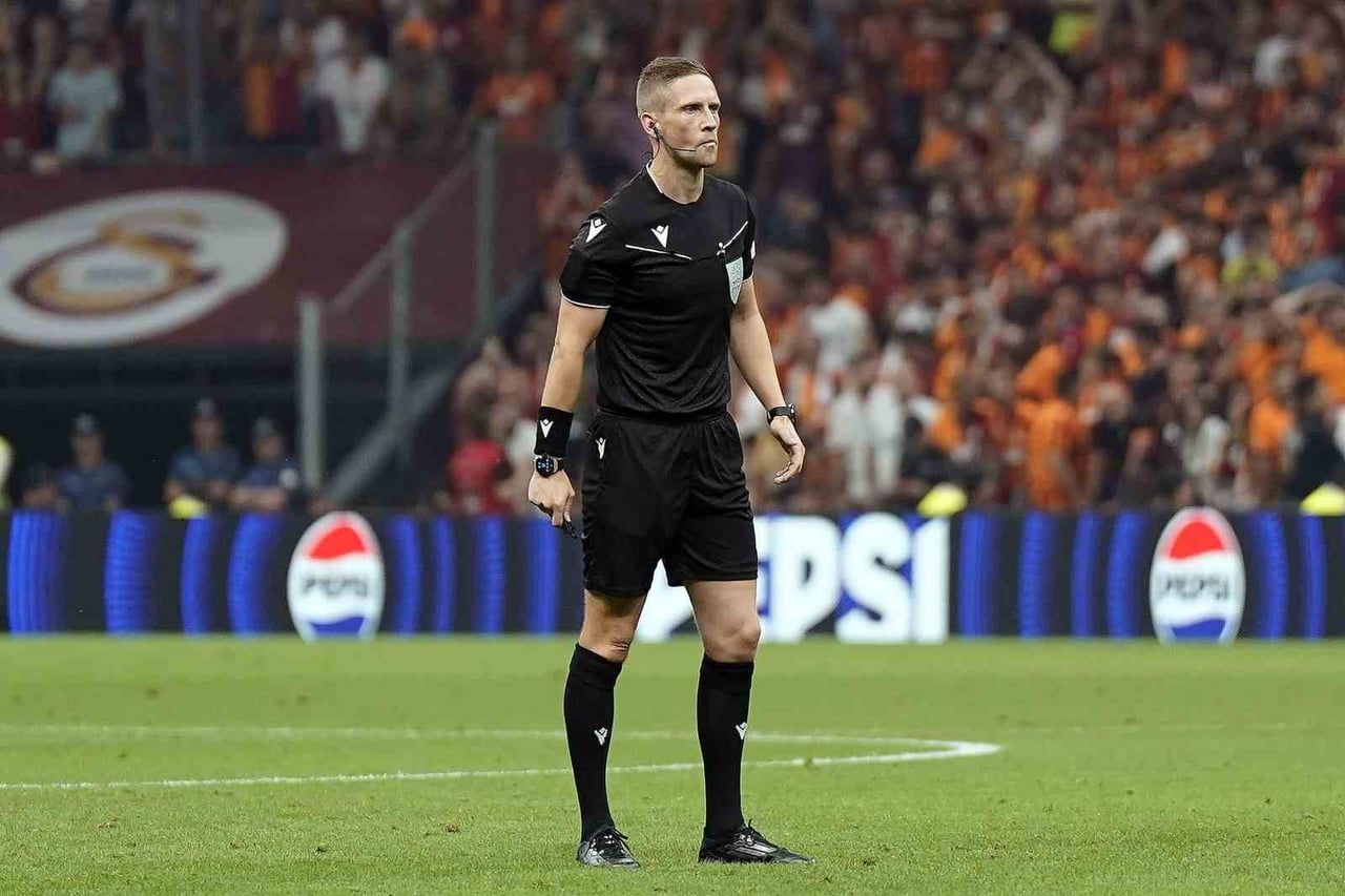UEFA ŞAMPİYONLAR LİGİ'NİN İLK HAFTASINDA OYNANACAK SPORTİNG-GALATASARAY MAÇINDA NORVEÇLİ HAKEM...