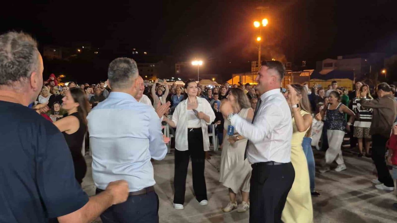 BARTIN'IN KURUCAŞİLE İÇESİNDE BU YIL 24.SÜ YAPILAN AHŞAP TEKNE VE FESTİVALİ'NİN İLK GÜNÜNDE...