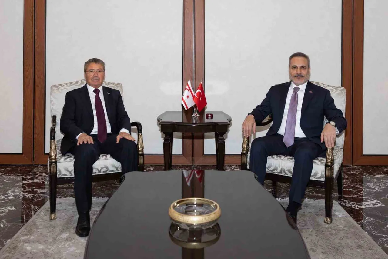 DIŞİŞLERİ BAKANI HAKAN FİDAN, KUZEY KIBRIS TÜRK CUMHURİYETİ (KKTC) BAŞBAKANI ÜNAL ÜSTEL İLE BİR...