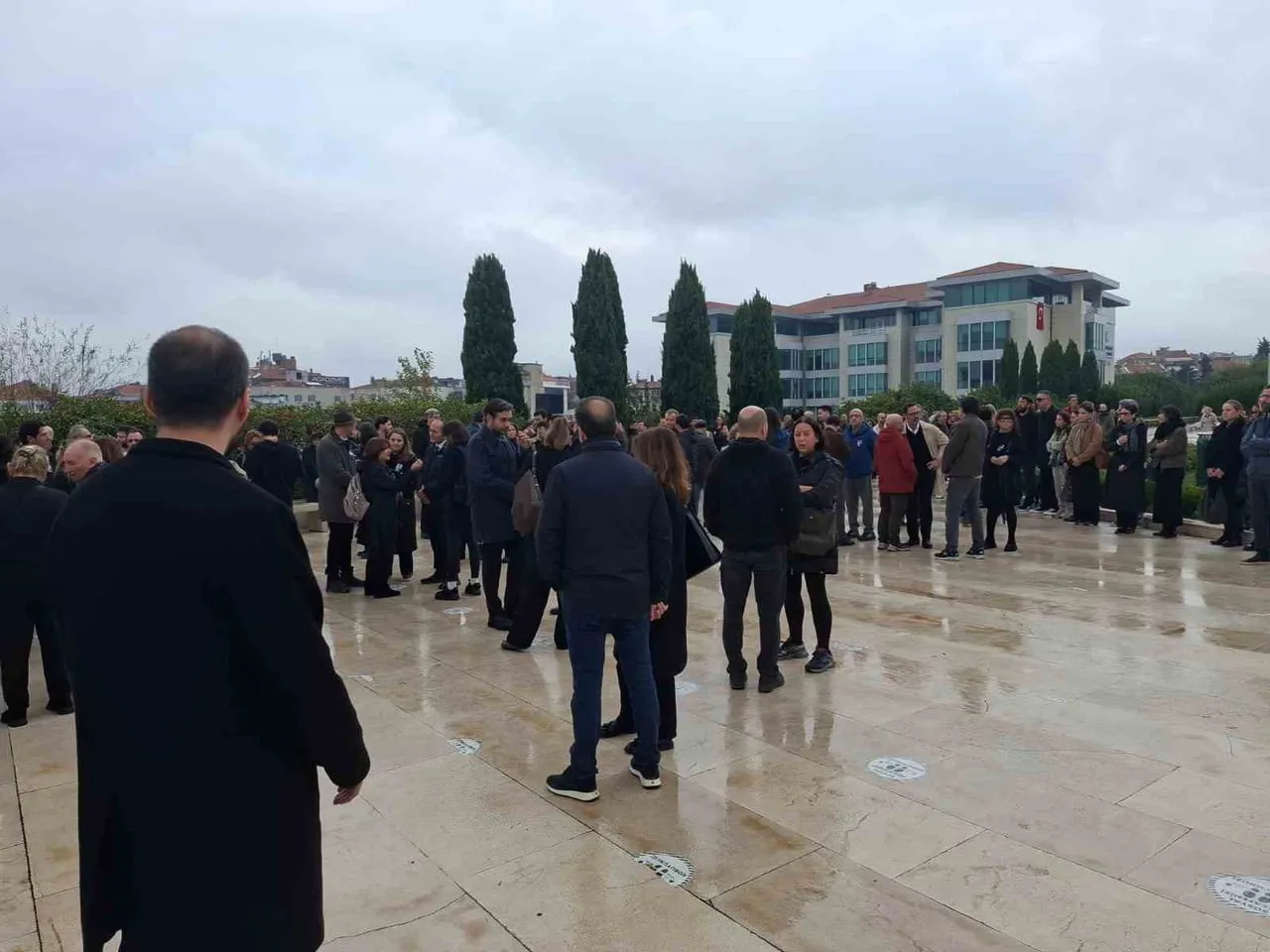 CAN YAYINLARI GENEL YAYIN YÖNETMENİ, YAZAR, EDİTÖR VE ÇEVİRMEN CEM AKAŞ, SON YOLCULUĞUNA...