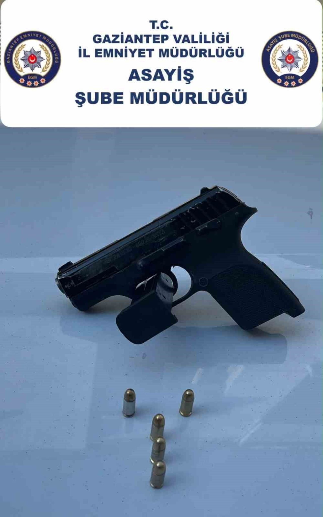 GAZİANTEP’TE POLİS EKİPLERİ TARAFINDAN ARANAN ŞAHISLARIN YAKALANMASINA YÖNELİK YAPILAN OPERASYONDA...