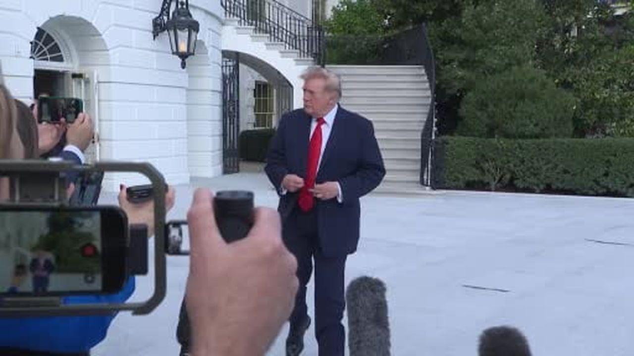 ABD Başkanı Donald Trump, Yemen'deki İran destekli Husiler'in Suudi Arabistan'a yönelik füze ve...