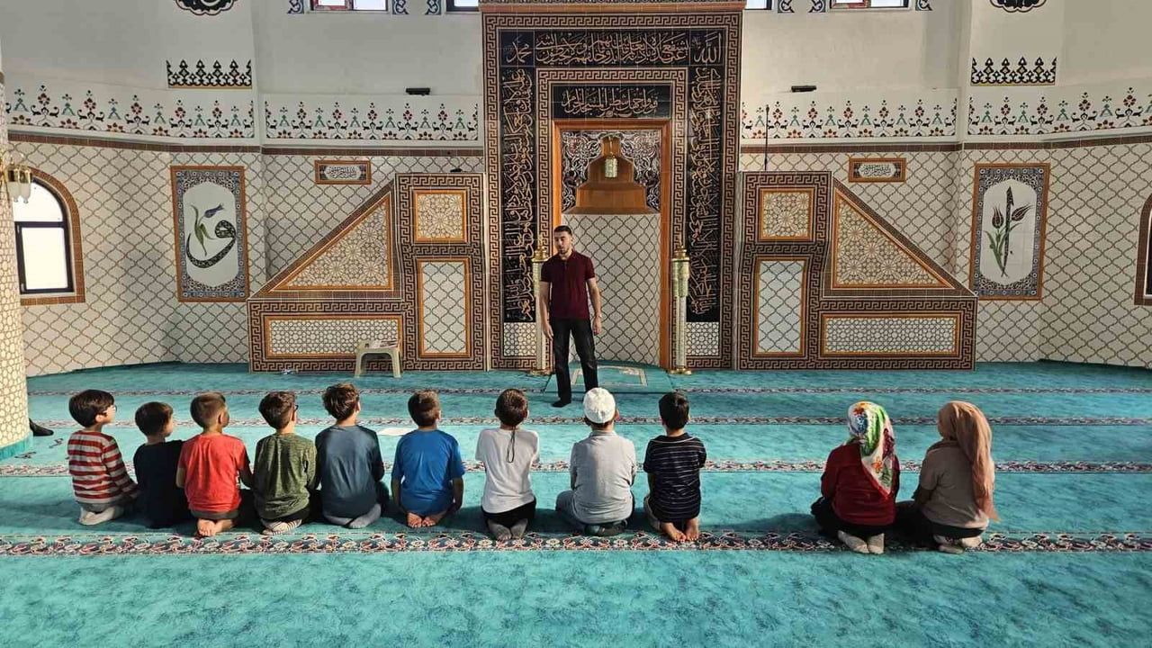 AYDIN’IN KÖŞK İLÇESİNDE ÇOCUKLARIN DİNİ VE SOSYAL GELİŞİMLERİNE KATKI SUNMAK AMACIYLA HAZIRLANAN...