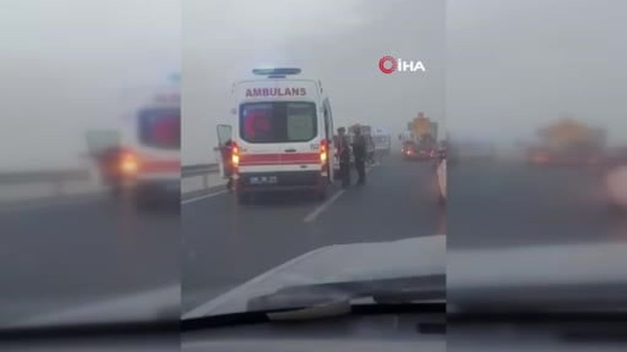 Aksaray-Konya karayolunda 7 araçlı zincirleme kaza: Çok sayıda yaralı var