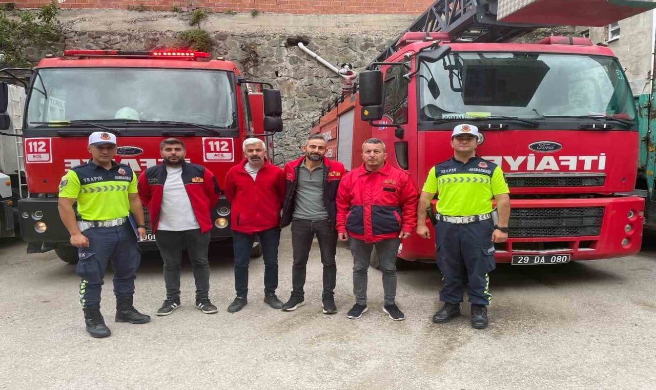 GÜMÜŞHANE İL JANDARMA KOMUTANLIĞI TRAFİK JANDARMA TİMLERİ TARAFINDAN TRAFİK GÜVENLİĞİNİN...