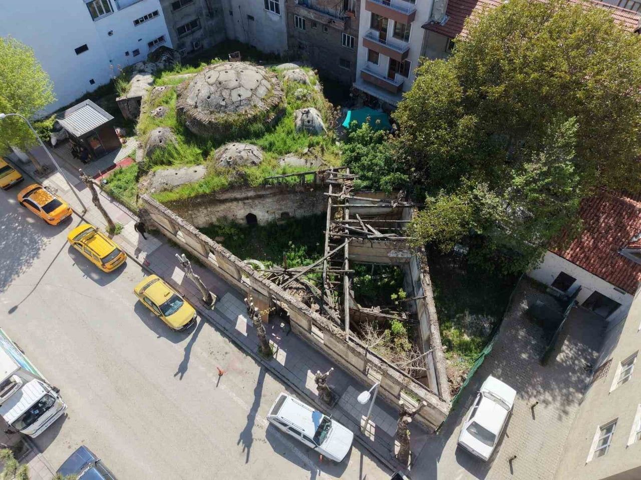 KASTAMONU’NUN TAŞKÖPRÜ İLÇESİNDE 200 YILLIK GEÇMİŞE SAHİP TARİHİ HAMAMIN RESTORE EDİLMESİ İÇİN...