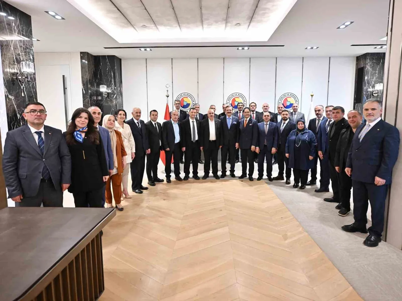 ERZURUM TİCARET BORSASI (ETB) YÖNETİM KURULU BAŞKANI HAKAN ORAL, MECLİS BAŞKANI YAVUZ GÜNEY VE...