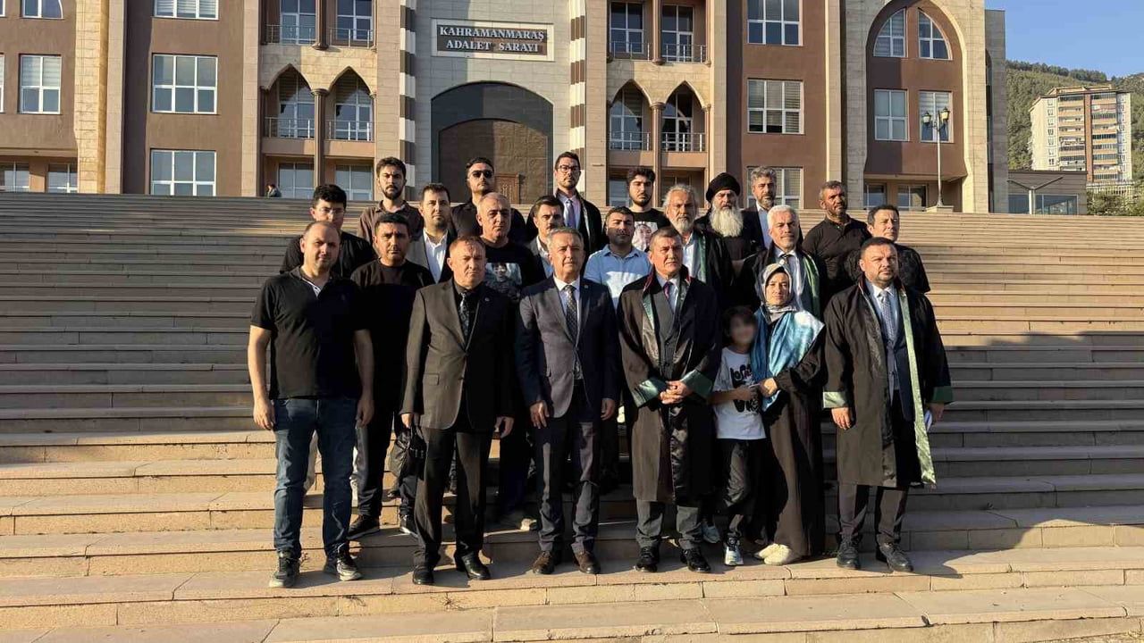 AİLELER VE AVUKATLARI, BUGÜN KAHRAMANMARAŞ ADLİYESİ'NE GELEREK KARARA İTİRAZ ETTİ.