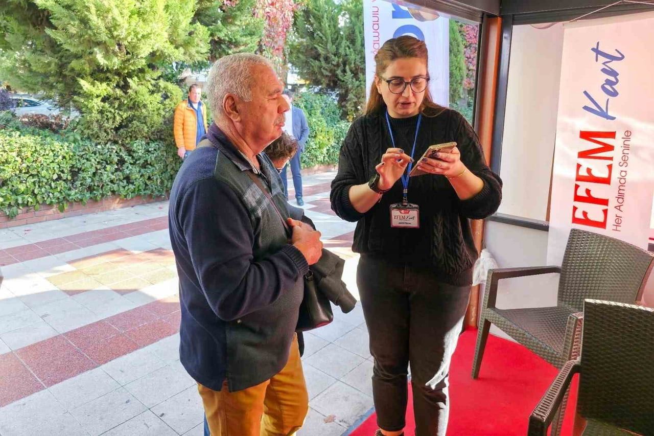EFELER BELEDİYESİ’NİN SOSYAL BELEDİYECİLİK ANLAYIŞIYLA HAYATA GEÇİRDİĞİ EFEM KART, 30 BİNDEN FAZLA...