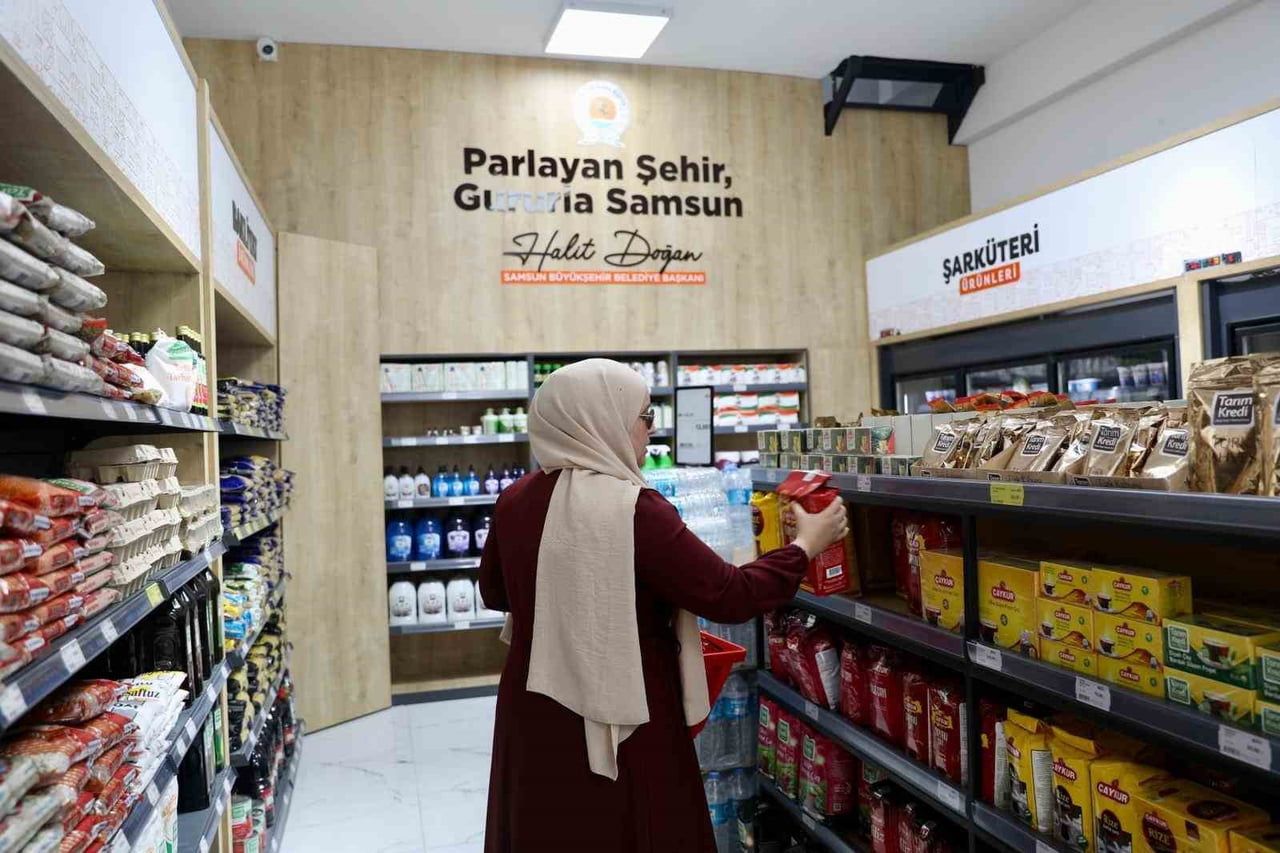 SAMSUN BÜYÜKŞEHİR BELEDİYESİ TARAFINDAN HAYATA GEÇİRİLEN "SAMSUN MARKET" YENİ YERİNDE HİZMET...
