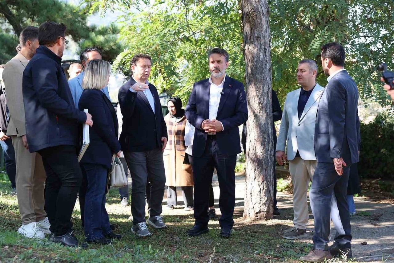 BURSA BÜYÜKŞEHİR BELEDİYESİ BAŞKAN VEKİLİ ŞAHİN BİBA, TOPHANE’DEKİ BİZANS GALERİLERİNDE...