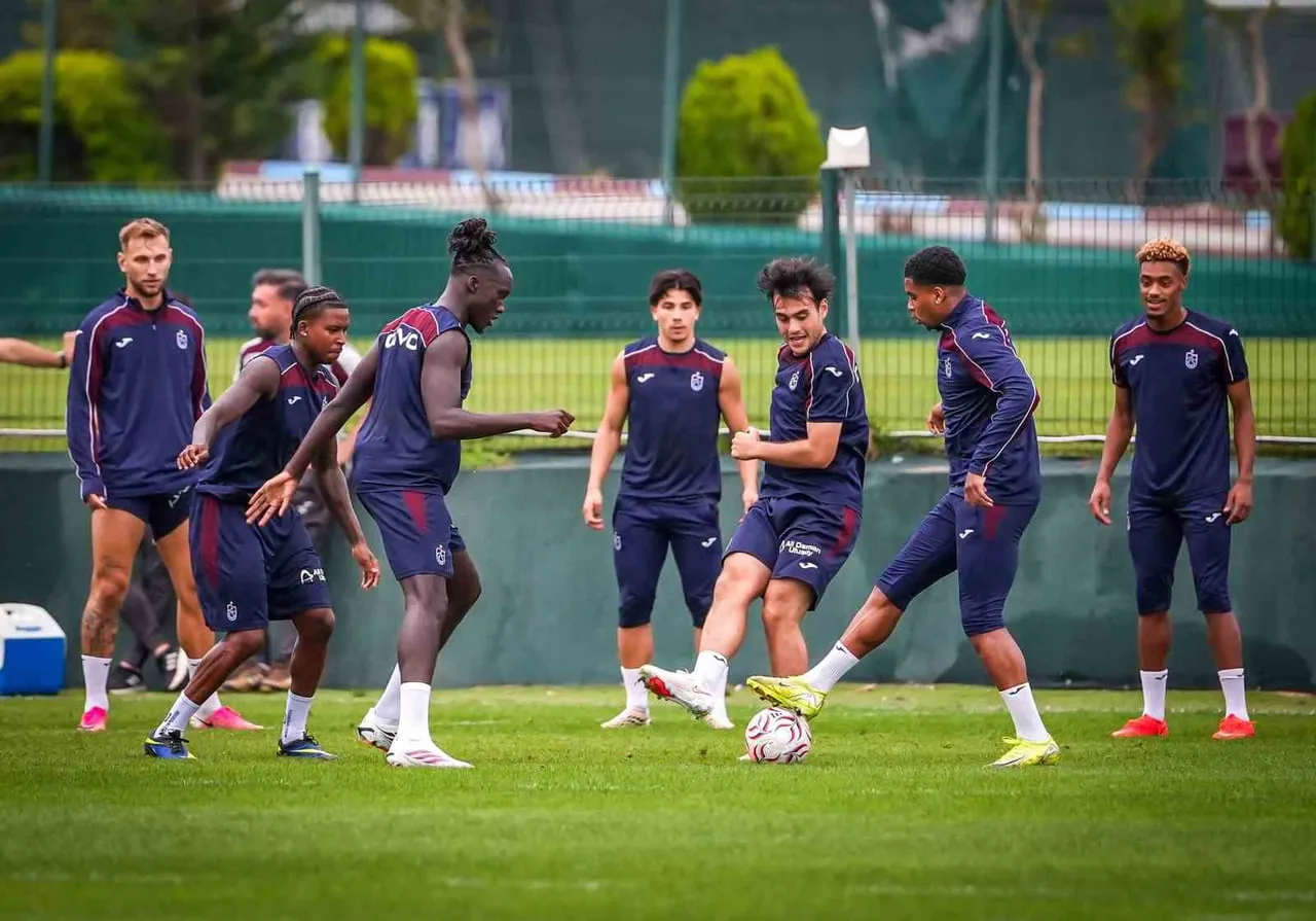 BORDO-MAVİLİLER, UEFA AVRUPA LİGİ PLAY-OFF TURU İLK MAÇINDA SAHASINDA KARŞILAŞACAĞI FERENCVAROS...