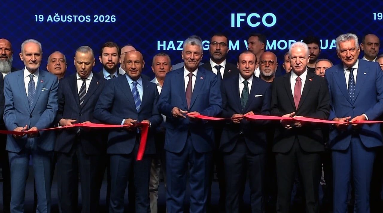 TİCARET BAKANI ÖMER BOLAT, 10'UNCU IFCO HAZIR GİYİM FUARI'NA KATILDI. BOLAT, AÇILIŞTA YAPTIĞI...