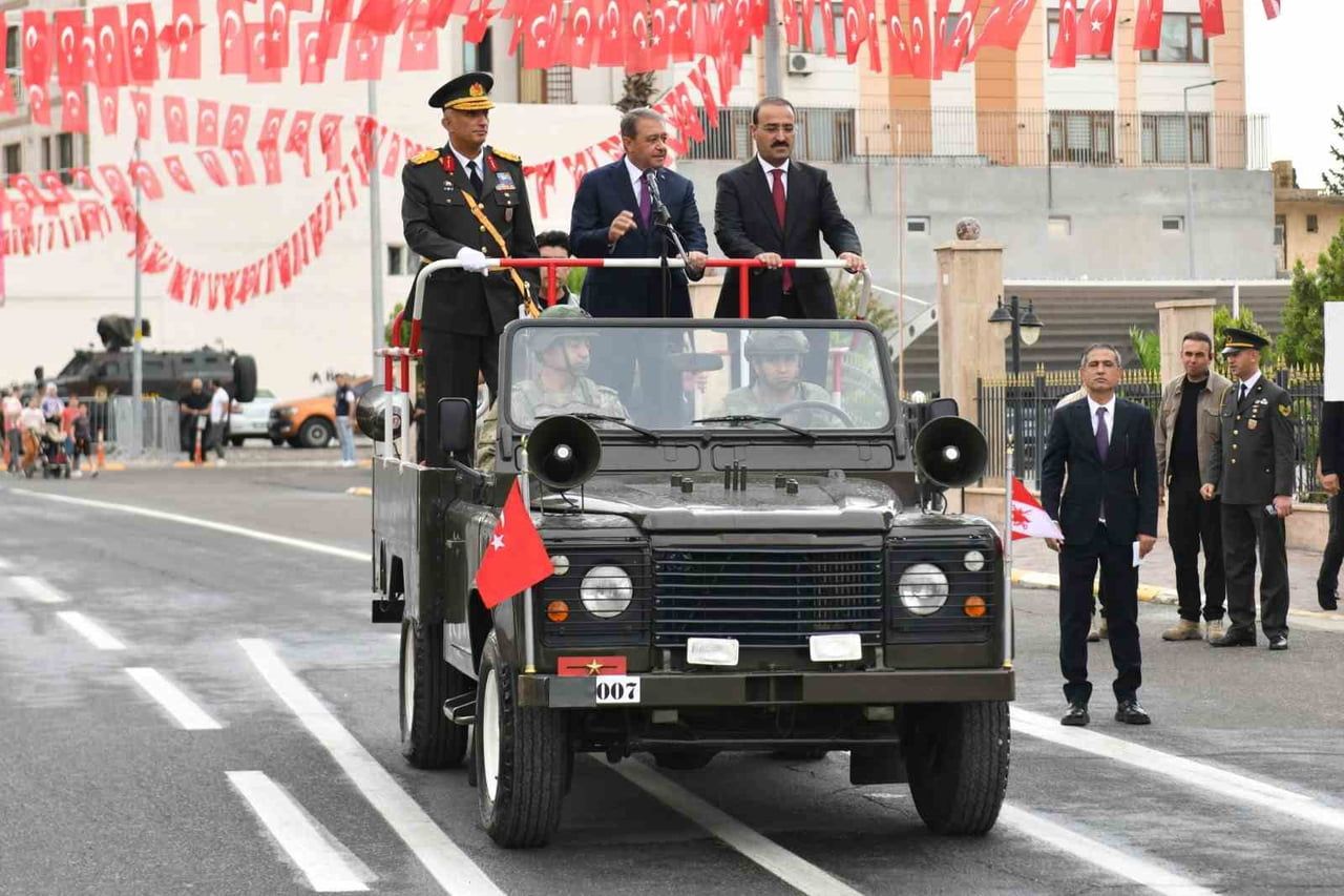 ŞANLIURFA'DA 30 AĞUSTOS COŞKUSU